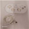 Image 1 : Nintendo 2110266 Wii Classic Controller - White