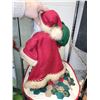 Image 2 : Tall Kris Kringle with Quilted Mat