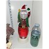 Image 3 : Lot of Quality Christmas Statues & Tall Santa Water Globe Statue