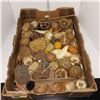 Image 1 : Large Flat of Dried Fruit & Fauna Decor