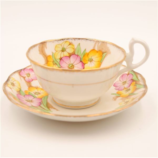 Royal Albert - Petunia