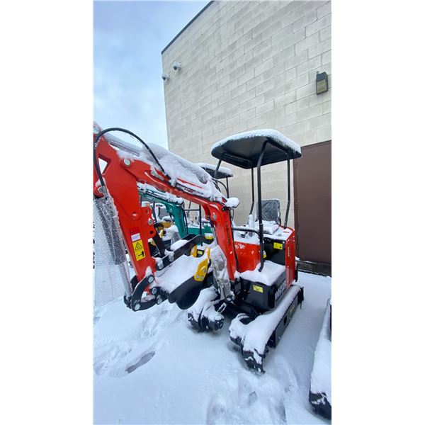 AGT INDUSTRIAL ORANGE WH12R GAS POWERED 13.5 HP RUBBER TRACK MINI EXCAVATOR WITH ATTACHED