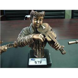 Voilin Player Statue