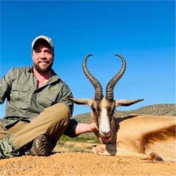 Victoria Falls Safari & Plains Game Safari - Jannie Otto Safaris