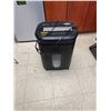 Image 1 : Paper shredder