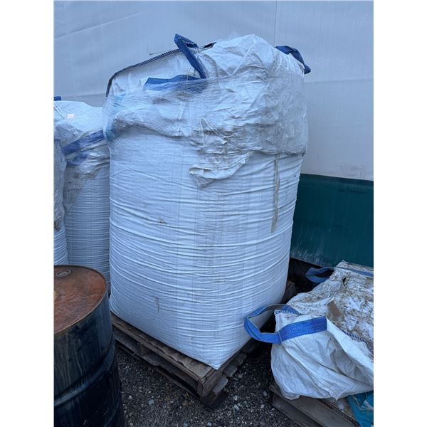 Top soil in tote