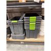 Image 1 : Bins and lids