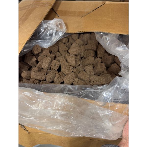 4 boxes grow easy 1 inch loose plugs 1000/case