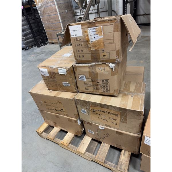 Pallet of lids