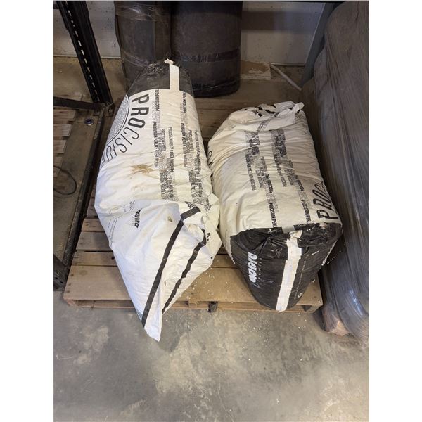 2 bags procision perlite