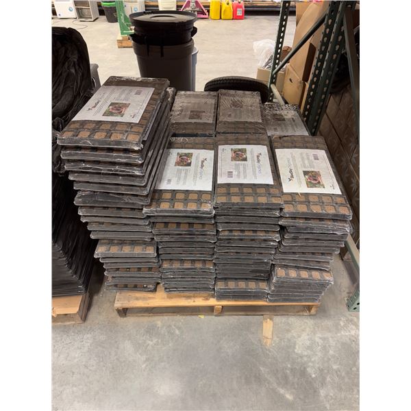 Pallet easy grow plugs