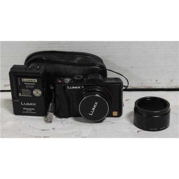 CAMERA, PANASONIC LX5 WITH LEICA LENS,