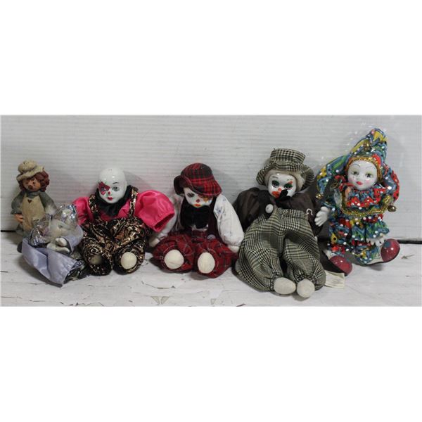 VINTAGE PORCELAIN CLOWN DOLLS SET OF 5