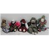 Image 1 : VINTAGE PORCELAIN CLOWN DOLLS SET OF 5