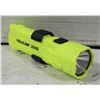Image 1 : PELICAN 3315 FLASHLIGHT WATERPROOF AND DUST-PROOF