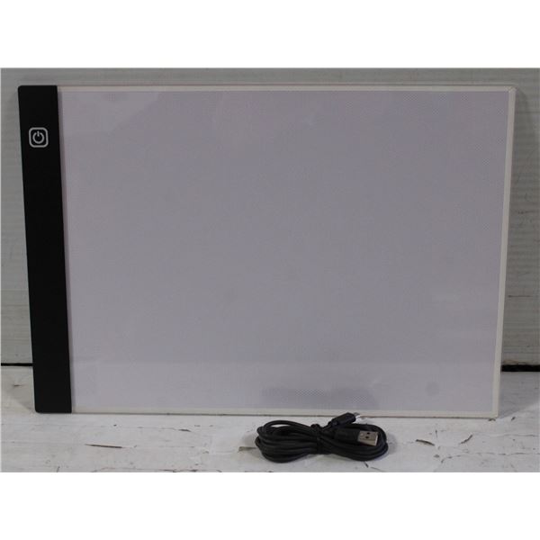 LIGHTED ART TRACING BOARD