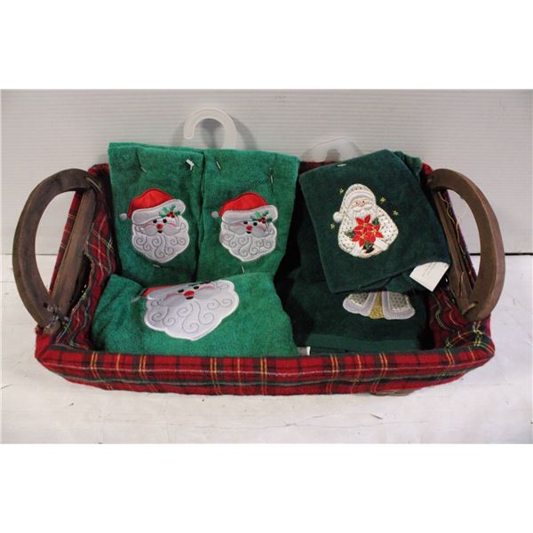 2 CHRISTMAS TOWEL SETS