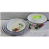Image 1 : 1960S ENAMELWARE BOWL AND PLATES SET