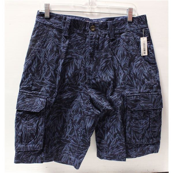 NEW AMAZON ESSENTIALS BLUE FLORAL CARGO SHORTS