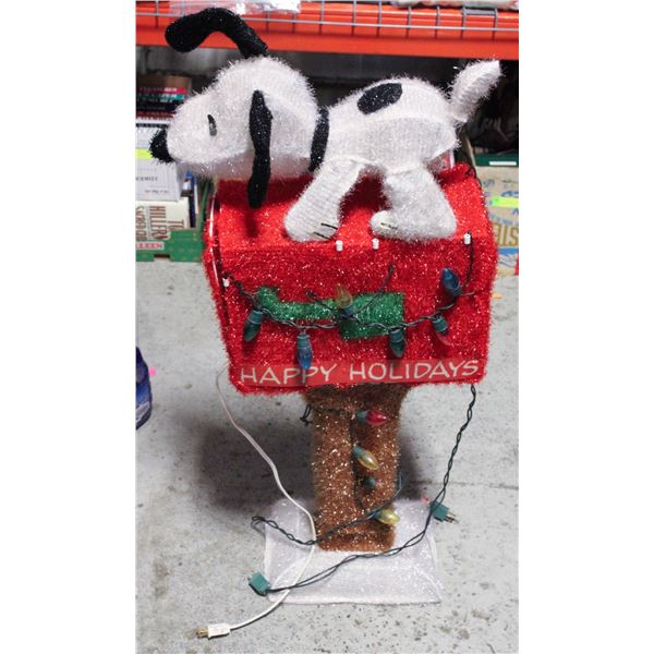 SNOOPY CHRISTMAS LIGHTED 3FT APPROX