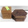 Image 1 : 2 CARVED WOOD ESTATE VINTAGE KEEPSAKE BOXES