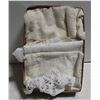 Image 1 : BOX LACE TABLE CLOTHES