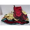 Image 1 : CHRISTMAS TREE SKIRT & STOCKING