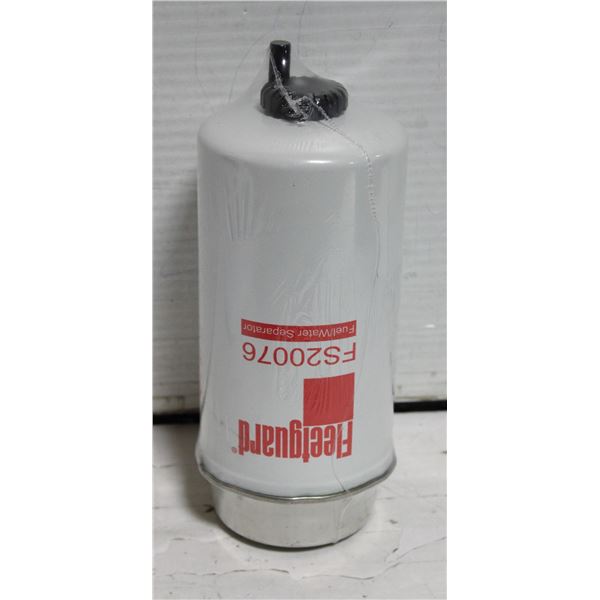 FLEETGUARD FUEL FILTER FS20076 FUEL/WATER
