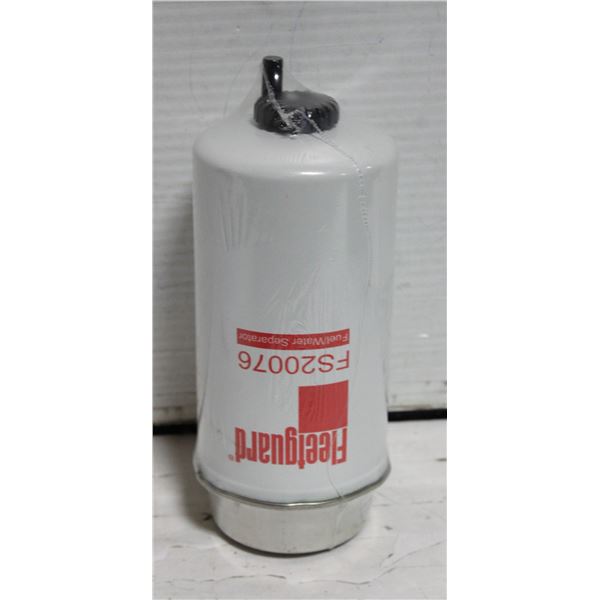 FLEETGUARD FUEL FILTER FS20076 FUEL/WATER