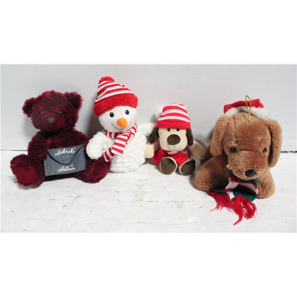3 SMALL CHRISTMAS STUFFED ANIMALS