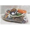 Image 1 : LARGE BAG OF FUNKY VINTAGE JEWELRY