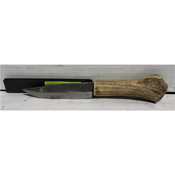 ANTLER HANDLED HUNTING KNIFE