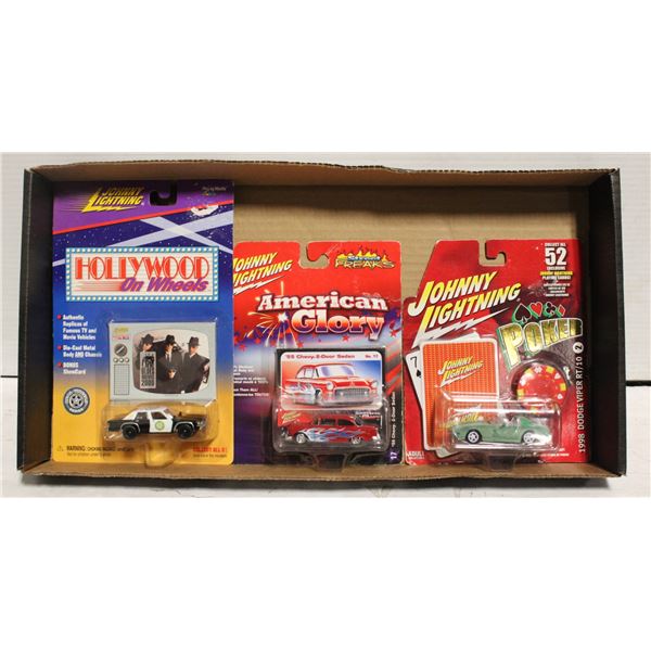 TRAY OF JOHNNY LIGHTNING CARS