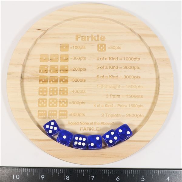 NEW WOODEN FARKLE GAME BOARD INCLUDES DICE