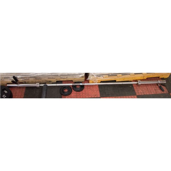 OLYMPIC BARBELL WITH CLAMPS AND 2X 2.5LBS