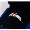 Image 2 : #1178-CUSTOM HAND SET 1.00 CT GRA CERTIFIED