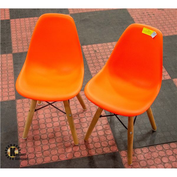 NEW ASSEMBLED PAIR OF PLATA CHILDRENS CHAIRS - HD