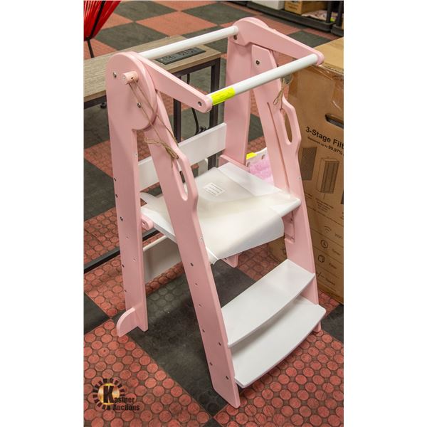 NEWLY ASSEMBLED FUNLIO FOLDABLE KITCHEN STEP STOOL