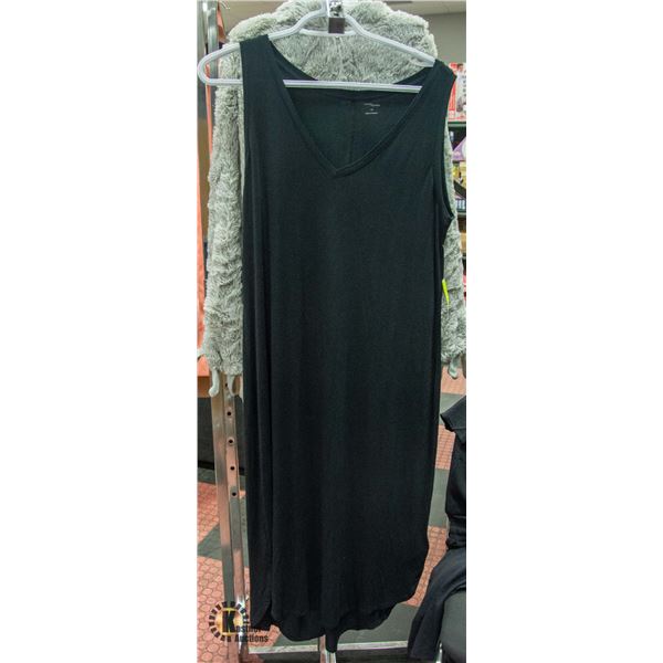 NEW DAILY RITUAL V NECK DRESS SIZE LARGE