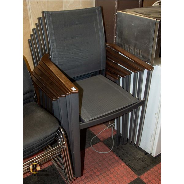 LOT OF PATIO CHAIRS