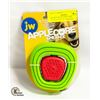 Image 1 : BRAND NEW JW APPLECORE CHEW-EE DENTAL CHEW TOY