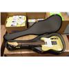 Image 1 : VINTAGE ELECTRIC GUITAR WITH CASE