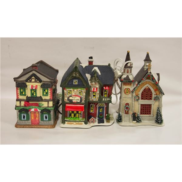 3 CHRISTMAS PORCELAN VILLAGE HOUSES WORKING