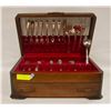 Image 1 : SILVER PLATER SILVERWARE SET CHEST