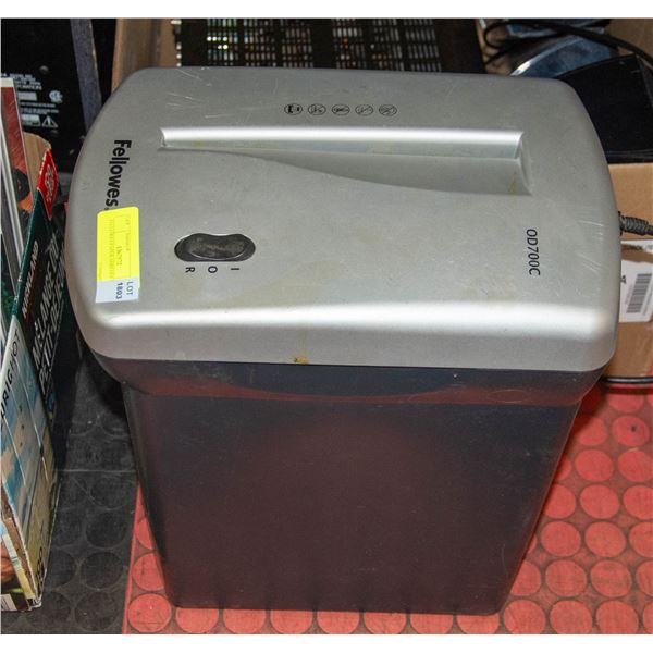 FELLOWES PAPER SHREDDER