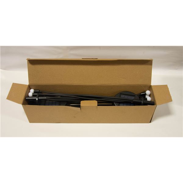 NEW 4PK SOLAR GARDEN FIREFLY LIGHTS