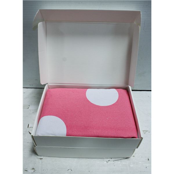 TWO BEANBAGS COVER FOR STUFFED ANIMALS