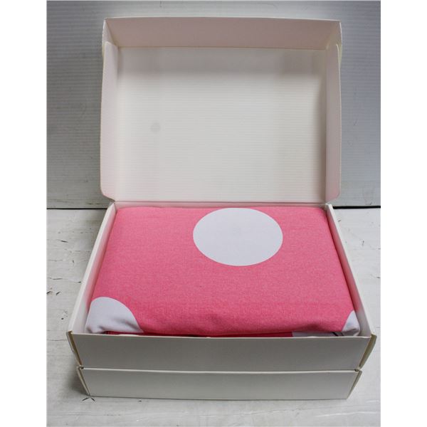 TWO BEANBAGS COVER FOR STUFFED ANIMALS