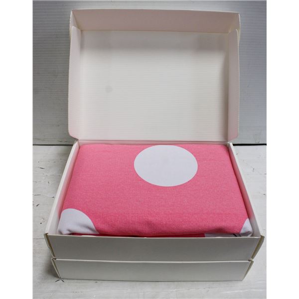 TWO BEANBAGS COVER FOR STUFFED ANIMALS