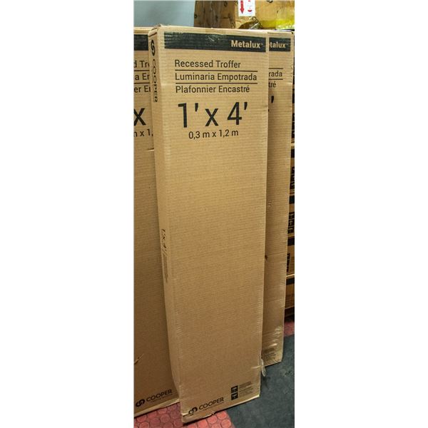 NEW COOPER METALUX RECESSED TROFFER 1' X 4'